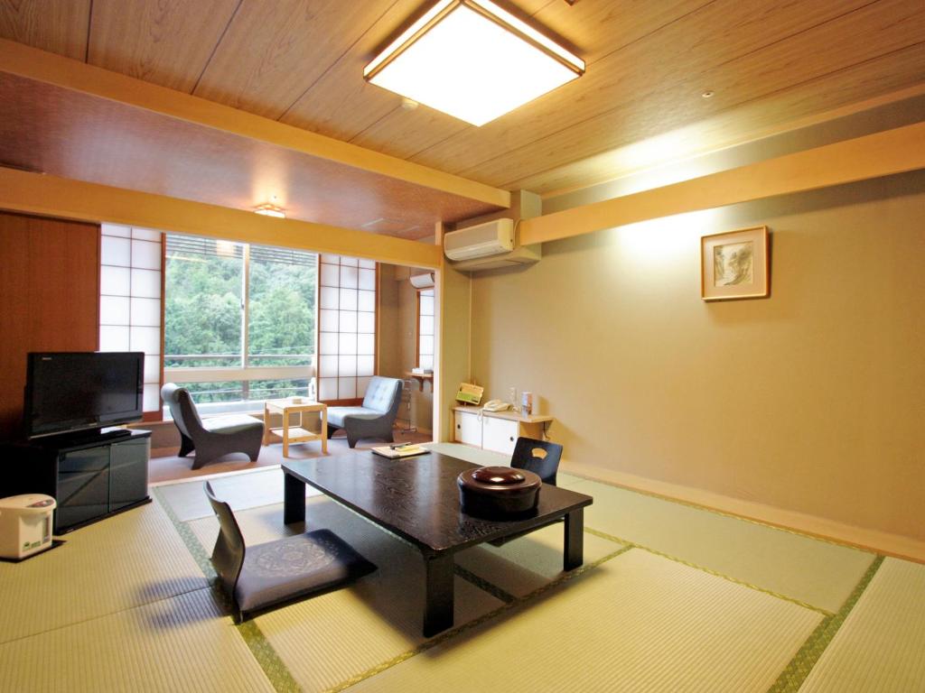 Yumoto Kanko Hotel Saikyo ryokan Yamaguchi Nagato 4